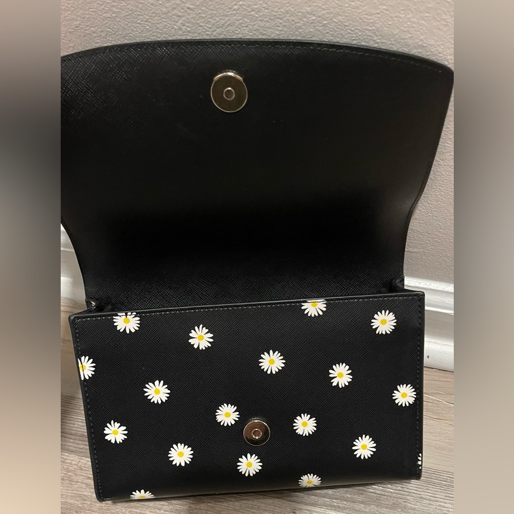 Kate Spade Carson Convertible - Picture 3 of 6